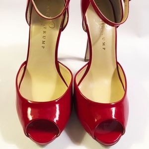 New Ivanka Trump Womens Red Patent Leather Shoes 7